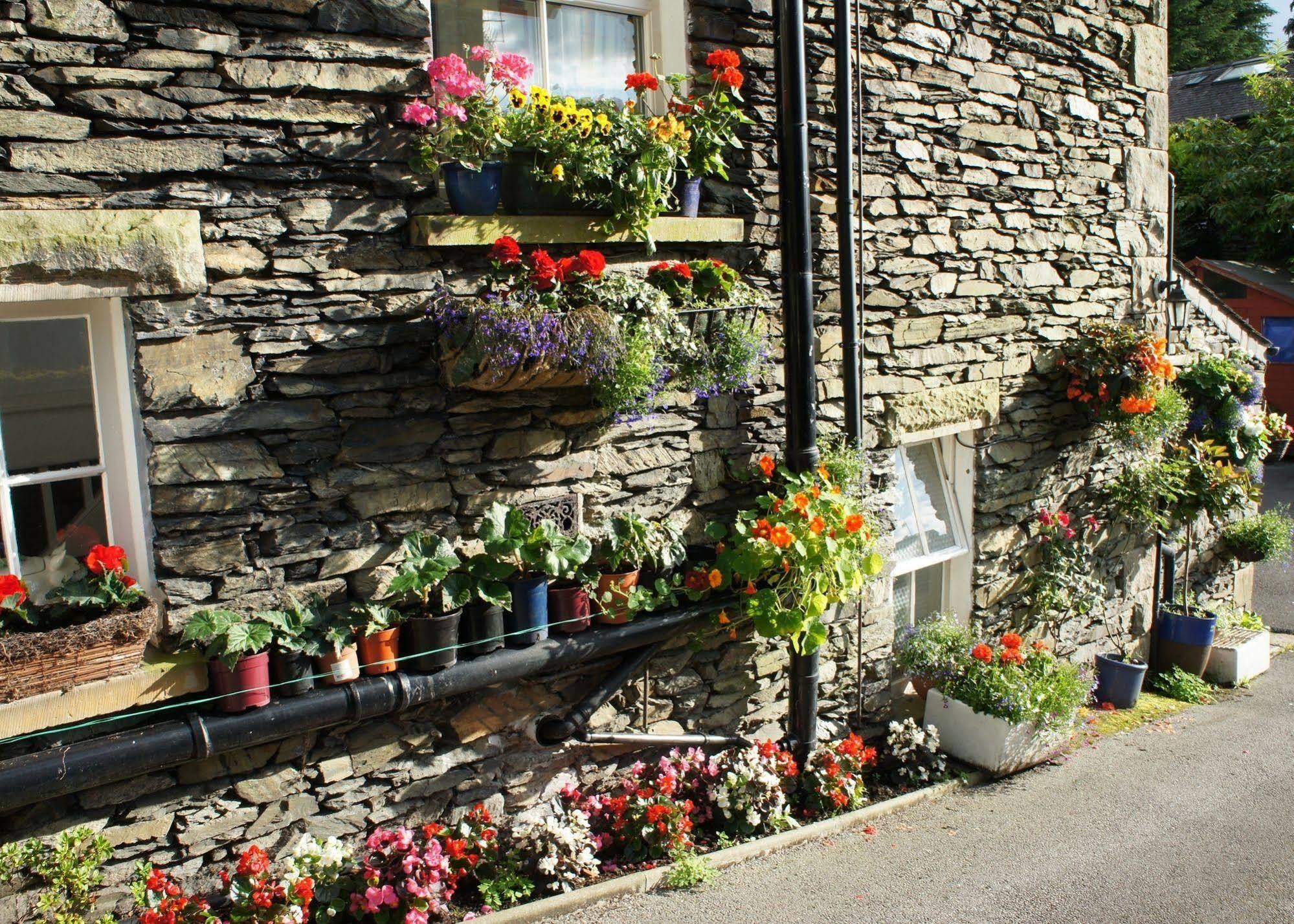 May Cottage B&B Bowness-on-Windermere Bagian luar foto