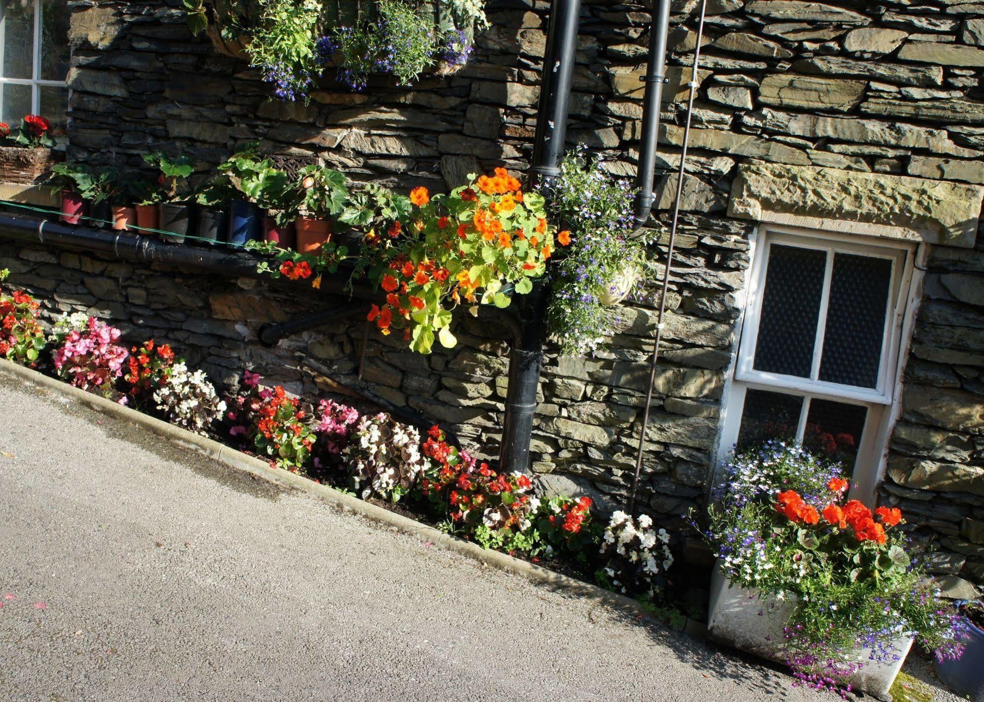 May Cottage B&B Bowness-on-Windermere Bagian luar foto
