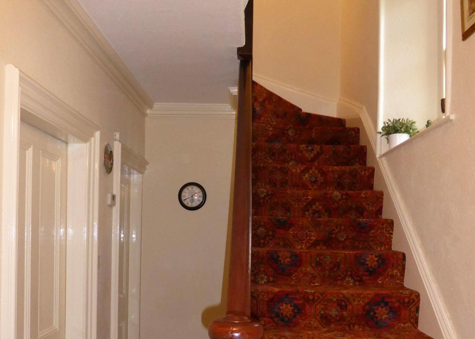 May Cottage B&B Bowness-on-Windermere Bagian luar foto