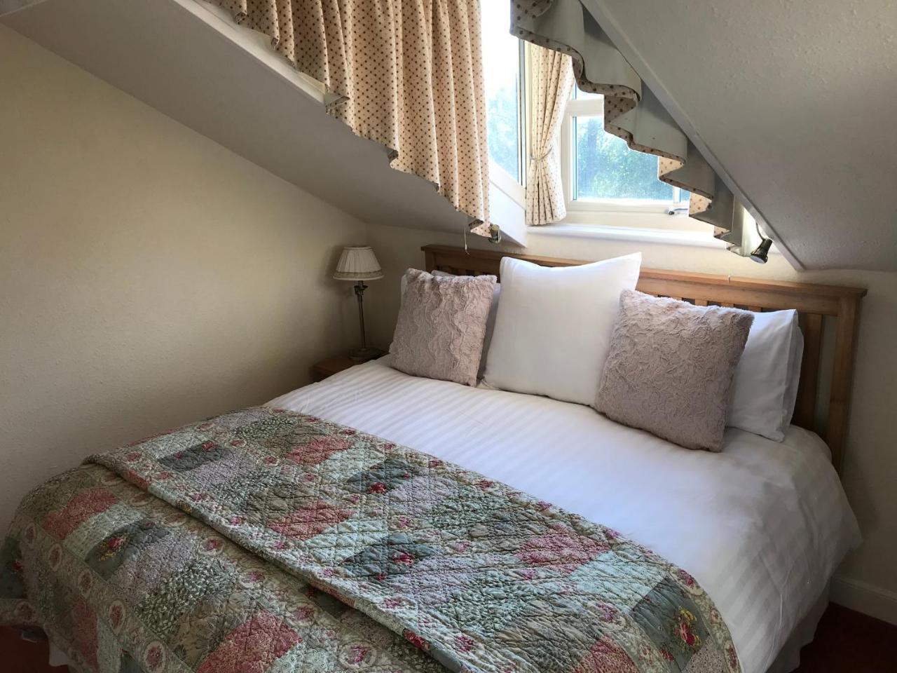 May Cottage B&B Bowness-on-Windermere Bagian luar foto