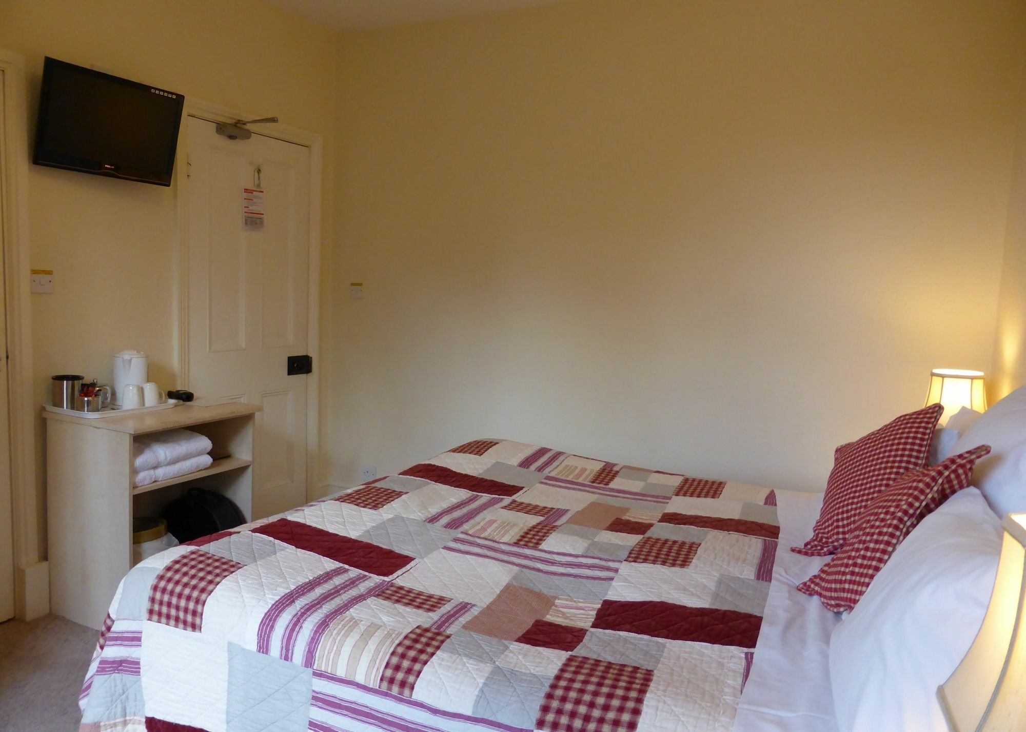 May Cottage B&B Bowness-on-Windermere Bagian luar foto