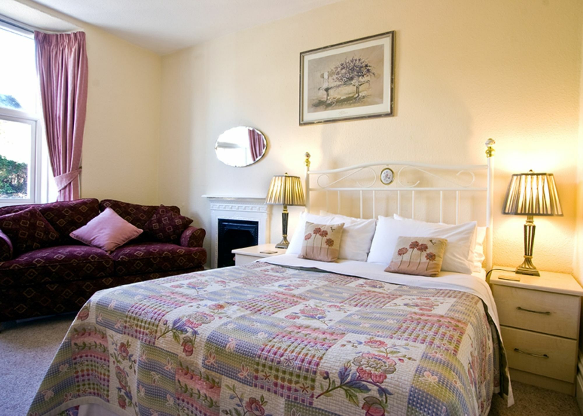 May Cottage B&B Bowness-on-Windermere Bagian luar foto