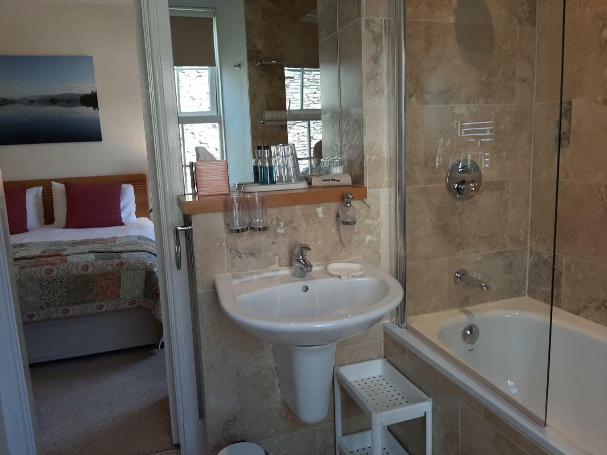 May Cottage B&B Bowness-on-Windermere Bagian luar foto